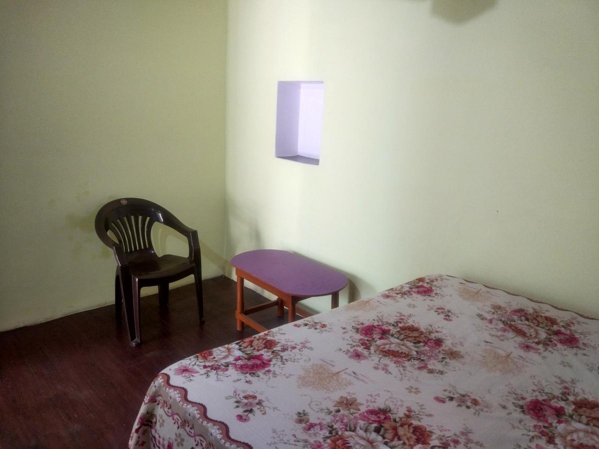Radha Krishna Home فاراناسي المظهر الخارجي الصورة