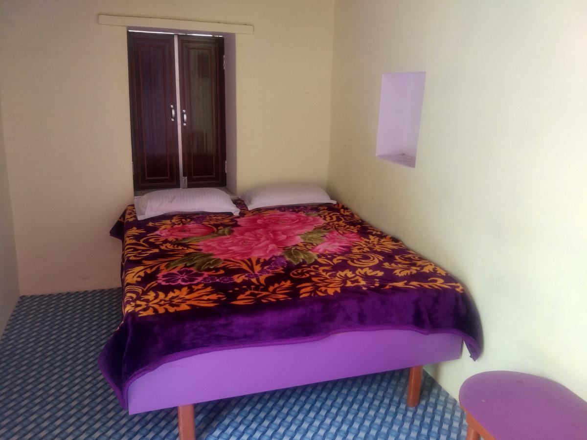 Radha Krishna Home فاراناسي المظهر الخارجي الصورة